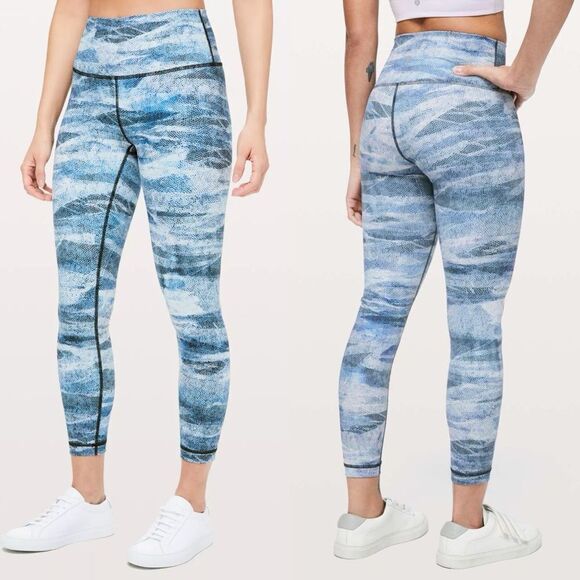 Lululemon athletica • Wunder Under High-Rise 7/8 Tight *Full-On Luxtreme 25" - Picture 1 of 9